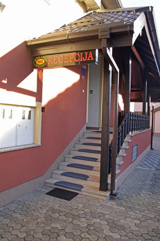Guest House Royal Csáktornya Kültér fotó