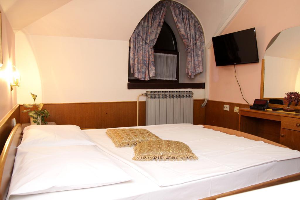 Guest House Royal Csáktornya Kültér fotó