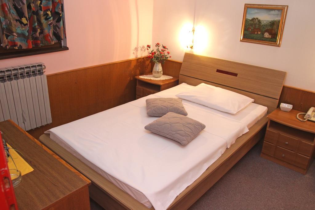 Guest House Royal Csáktornya Kültér fotó