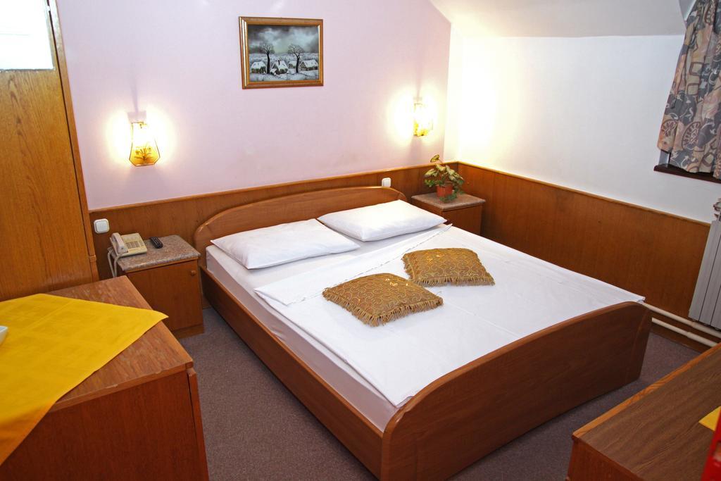 Guest House Royal Csáktornya Kültér fotó